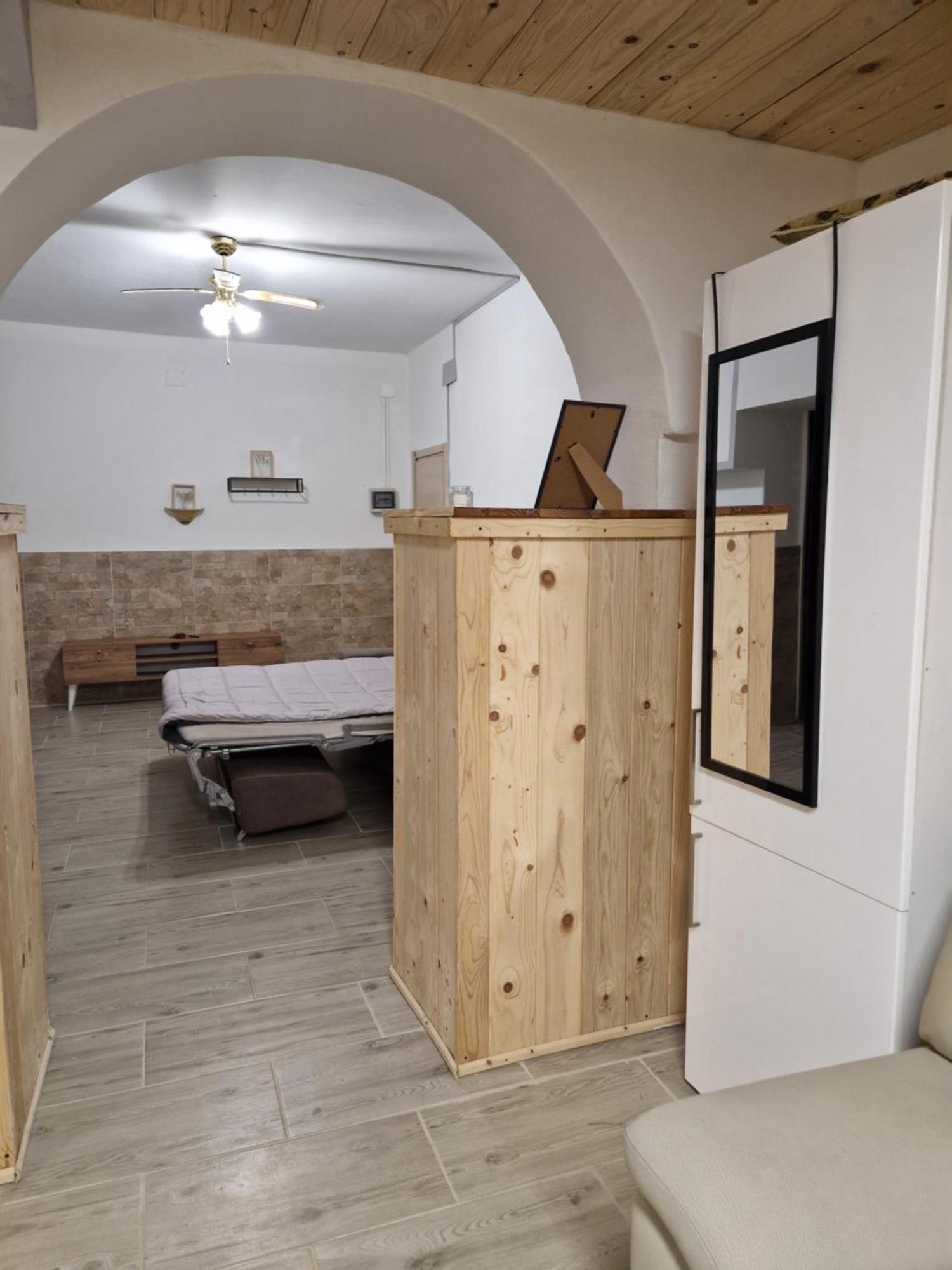 Underground Home Vicino Metropolitana Comasina Cormano Exteriér fotografie